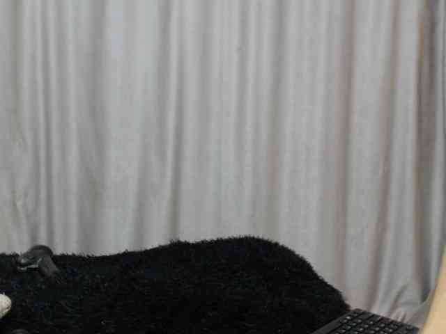 Queensavage webcam