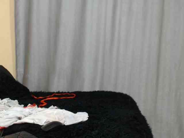 Queensavage webcam