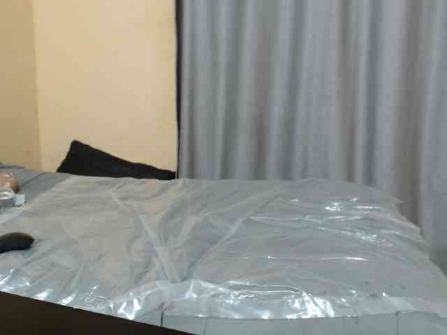 Queensavage webcam