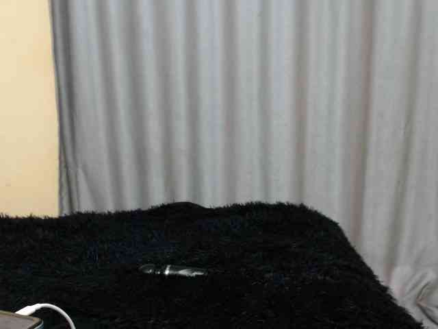 Queensavage webcam