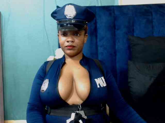 Queensavage Queensavage