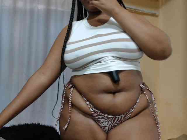 Queensavage webcam