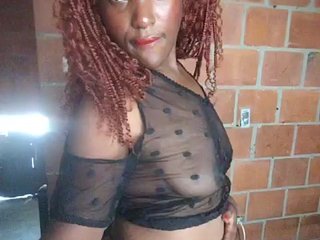 EmiliAddams's Live Webcam