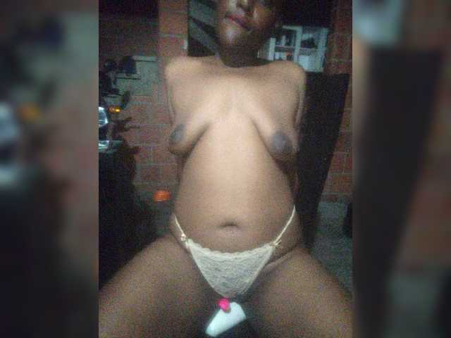 EmiliAddams live webcam show