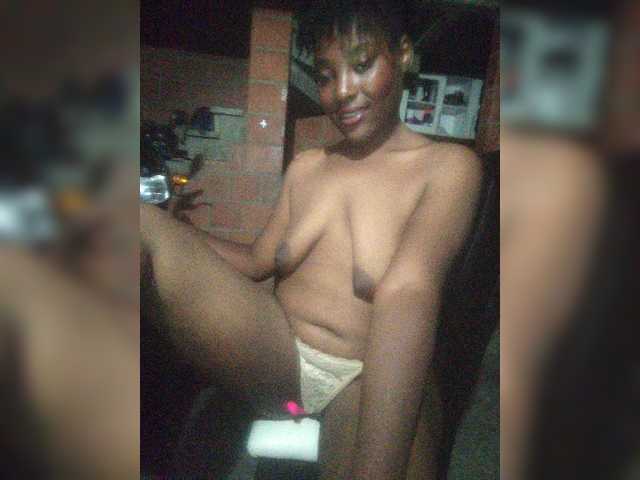 EmiliAddams live webcam show