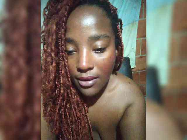 EmiliaBrava webcam