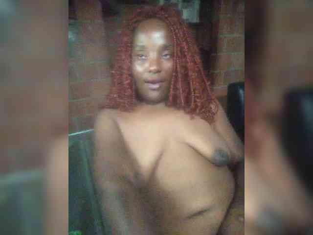 EmiliAddams webcam