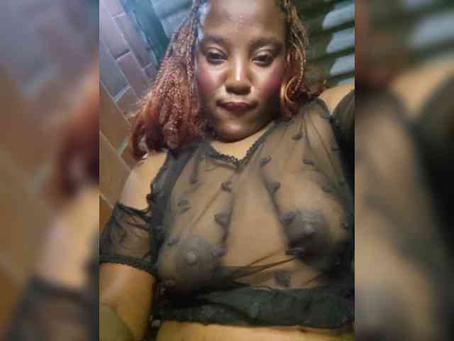 EmiliaBrava webcam