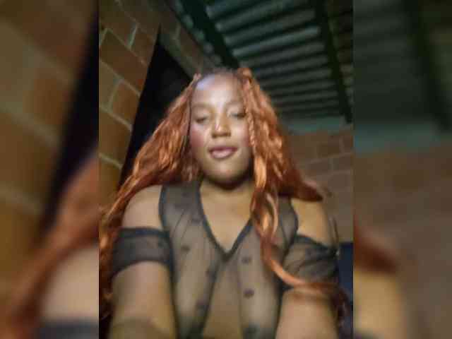 EmiliaBrava webcam
