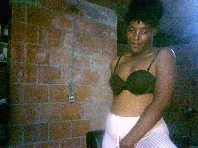 EmiliAddams webcam