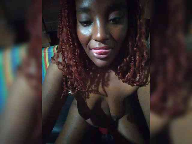 EmiliaBrava webcam