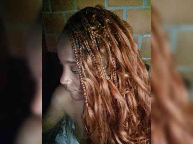 EmiliaBrava webcam