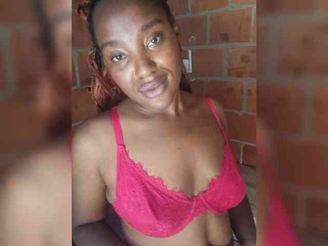 EmiliAddams EmiliAddams