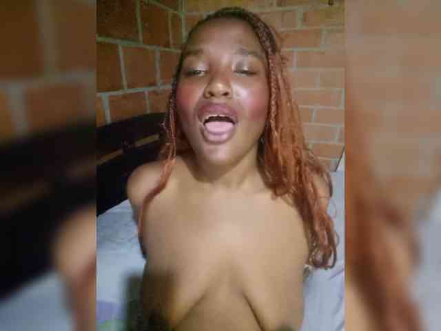 EmiliaBrava webcam