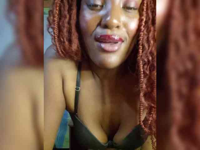 EmiliaBrava webcam