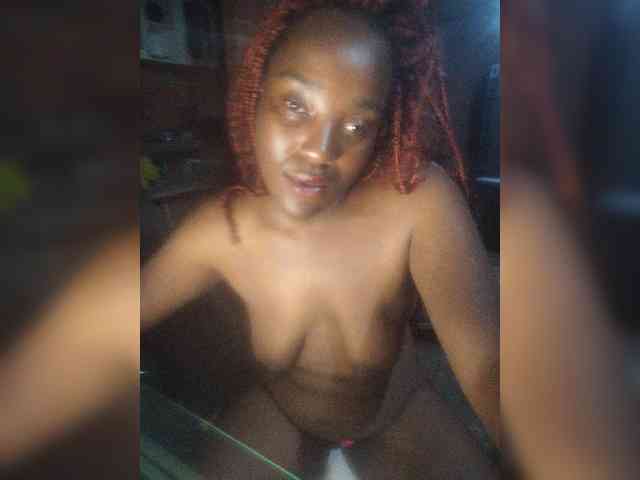 EmiliAddams webcam