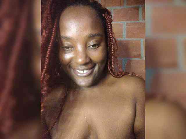 EmiliAddams webcam