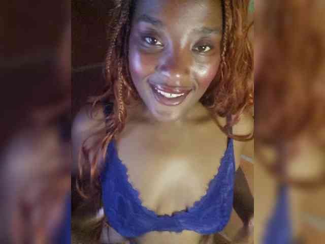 EmiliaBrava webcam
