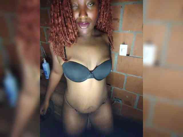 EmiliaBrava webcam