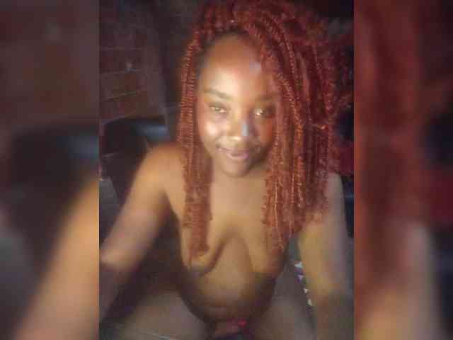EmiliAddams webcam