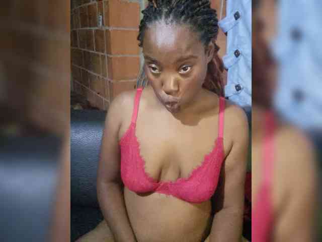 EmiliaBrava webcam