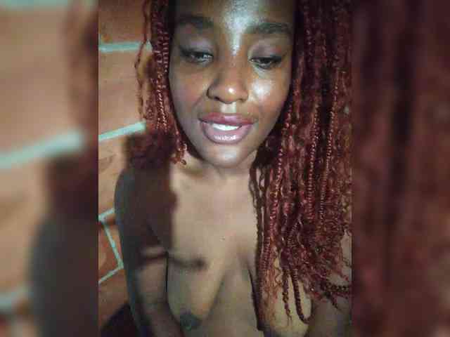 EmiliaBrava webcam