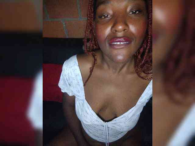EmiliaBrava webcam