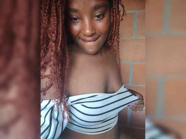 EmiliaBrava webcam