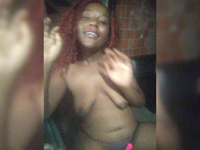 EmiliAddams webcam