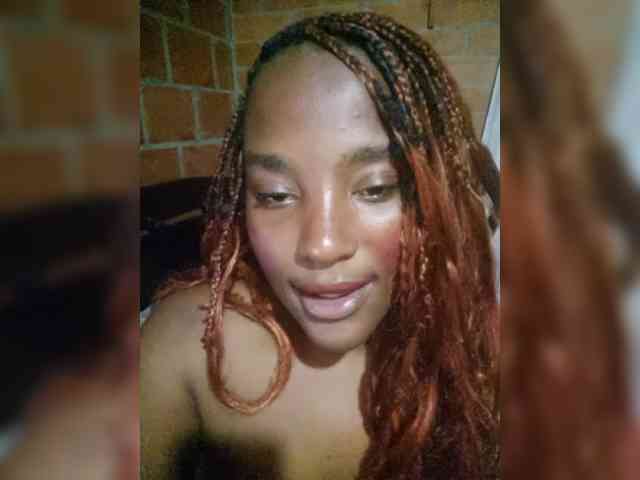 EmiliaBrava webcam