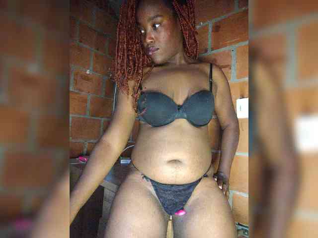 EmiliaBrava webcam