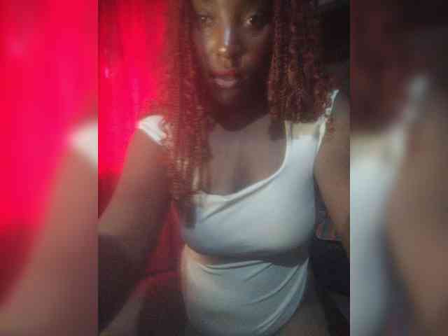 Modelo: EmiliAddams