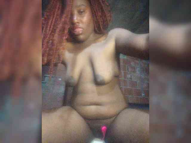 EmiliAddams webcam