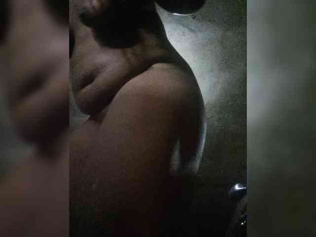 EmiliaBrava webcam