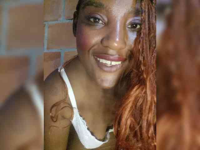 EmiliaBrava webcam