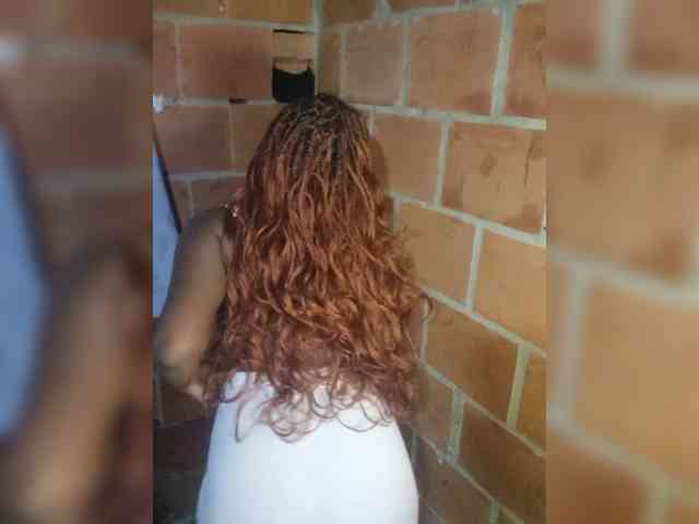 EmiliaBrava webcam