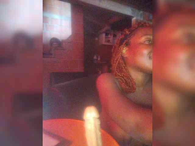 EmiliAddams webcam