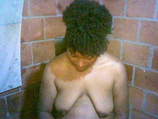 EmiliAddams webcam