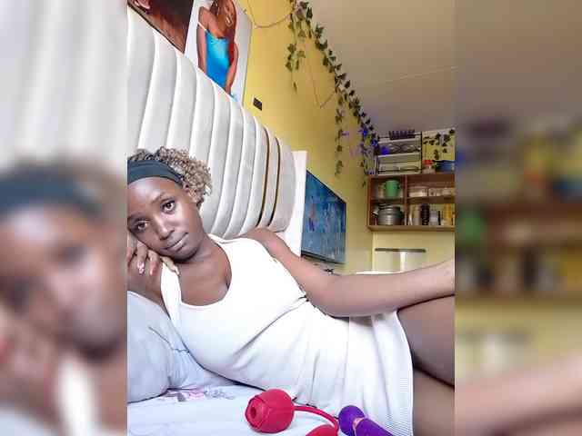 BlackDarling Live Webcam on BongaCams