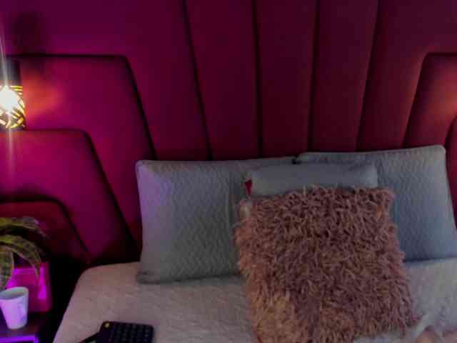 Emili-Hot webcam