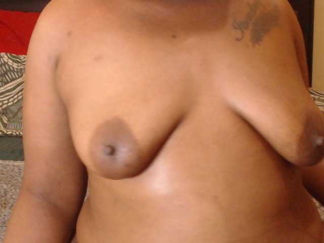 Badfatassx live cam on BongaCams