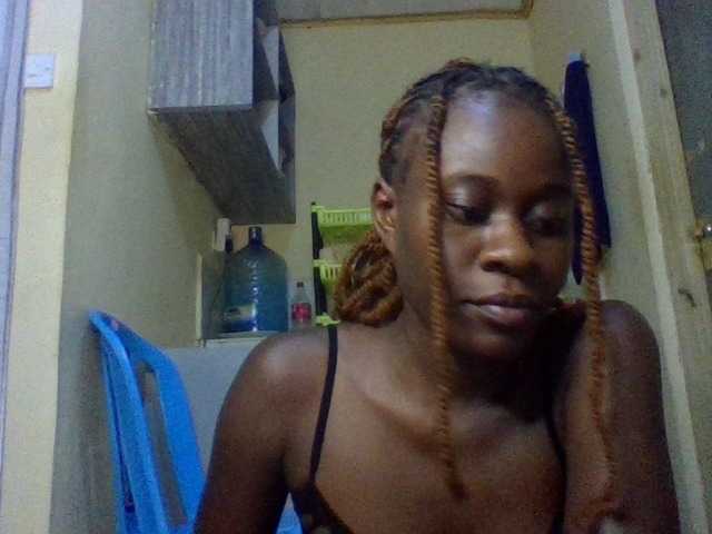 charmychassy27 live cam on BongaCams