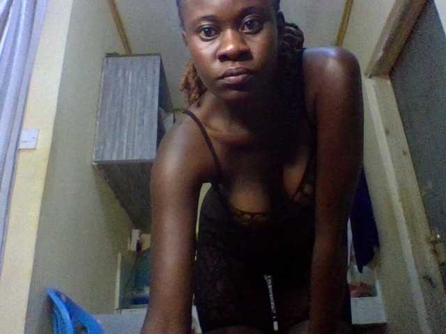 charmychassy27 live cam on BongaCams