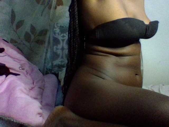charmychassy27 live cam on BongaCams