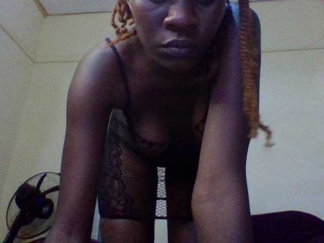 charmychassy27 live cam on BongaCams