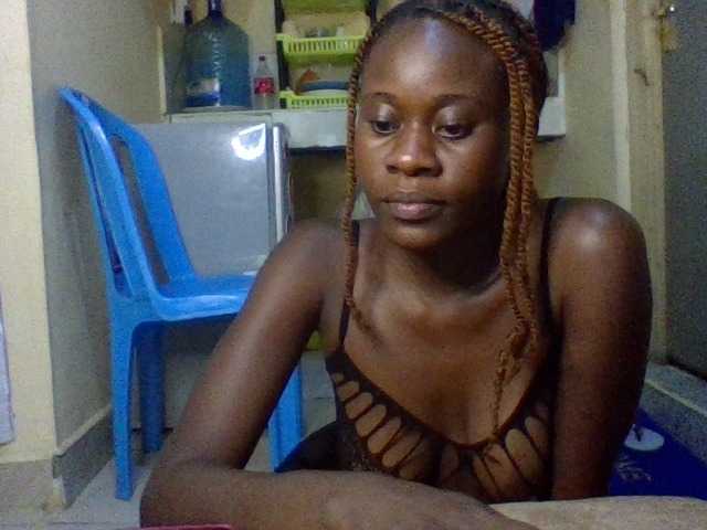 charmychassy27 live cam on BongaCams