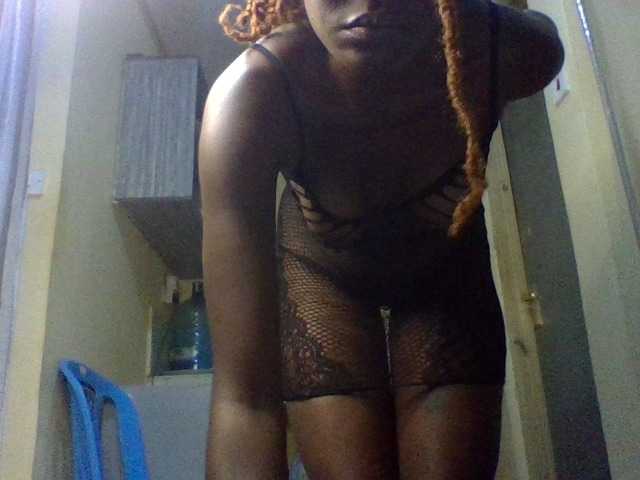 charmychassy27 live cam on BongaCams