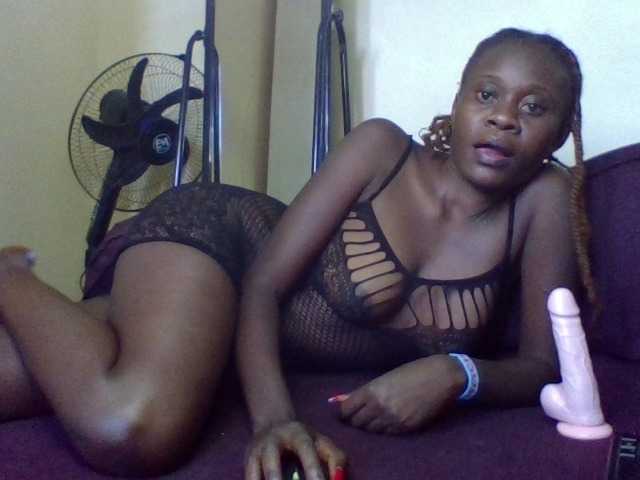 charmychassy27 live cam on BongaCams