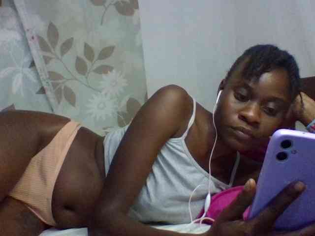 charmychassy27 webcam