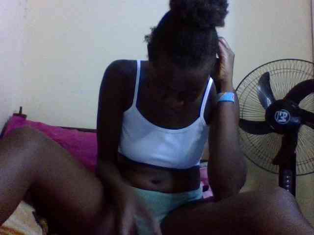 charmychassy27 webcam